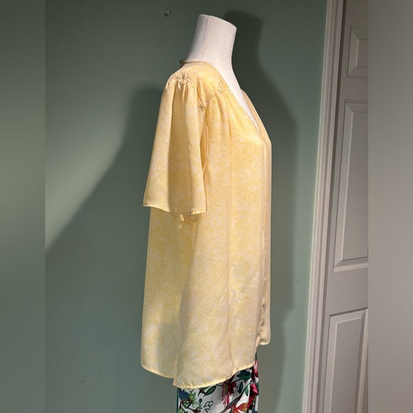 Liz Claiborne yellow short sleeved polyester house size XXl - Picture 3 of 7